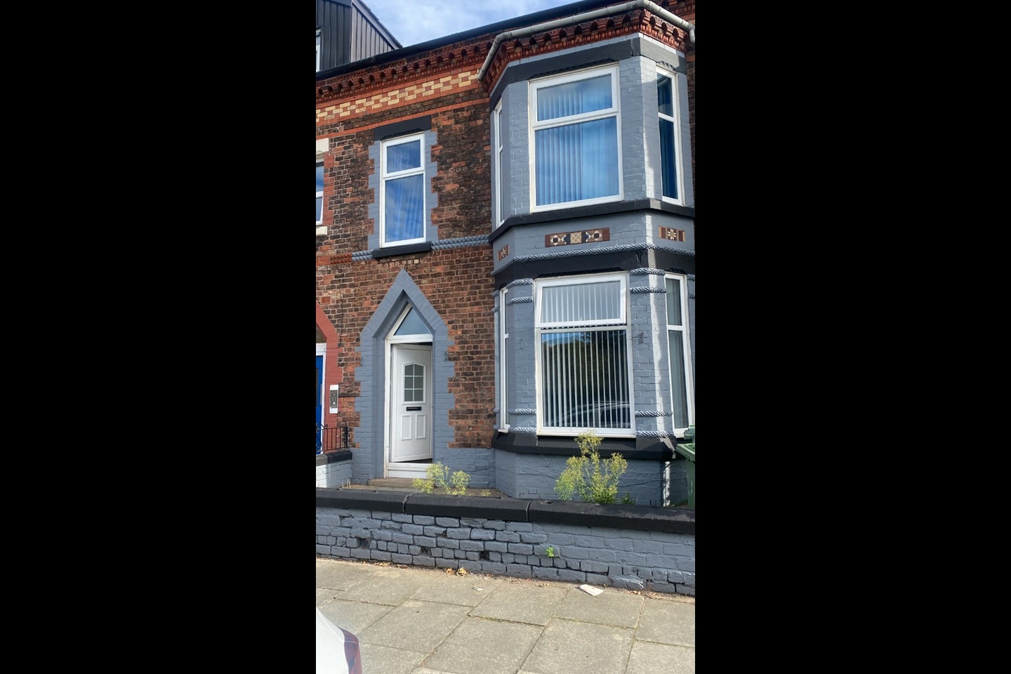 1 Bed Flat, Park Road East, CH41