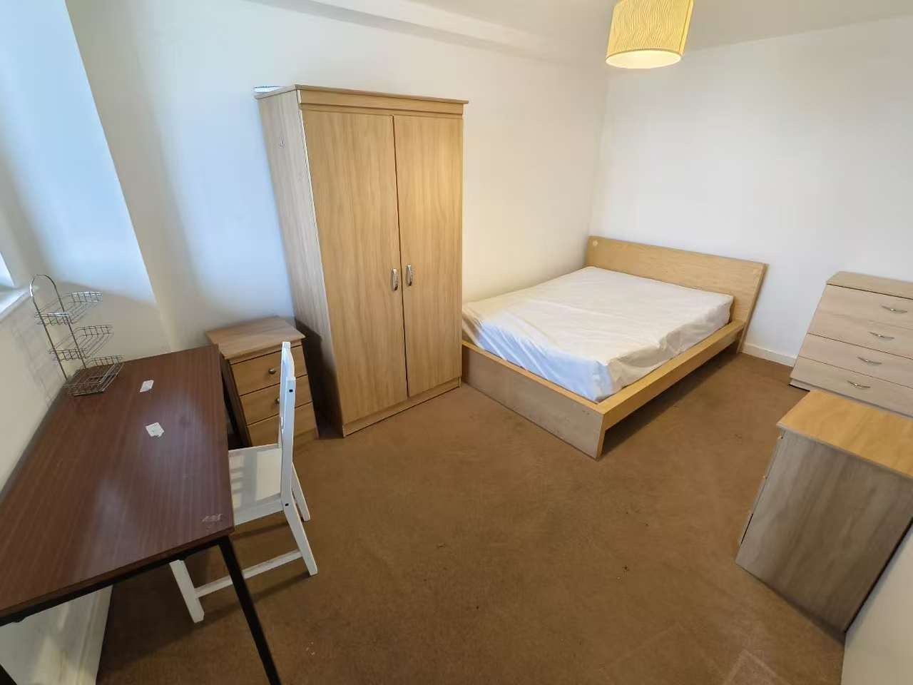 Room in a Shared Flat, Trinity Court, M15