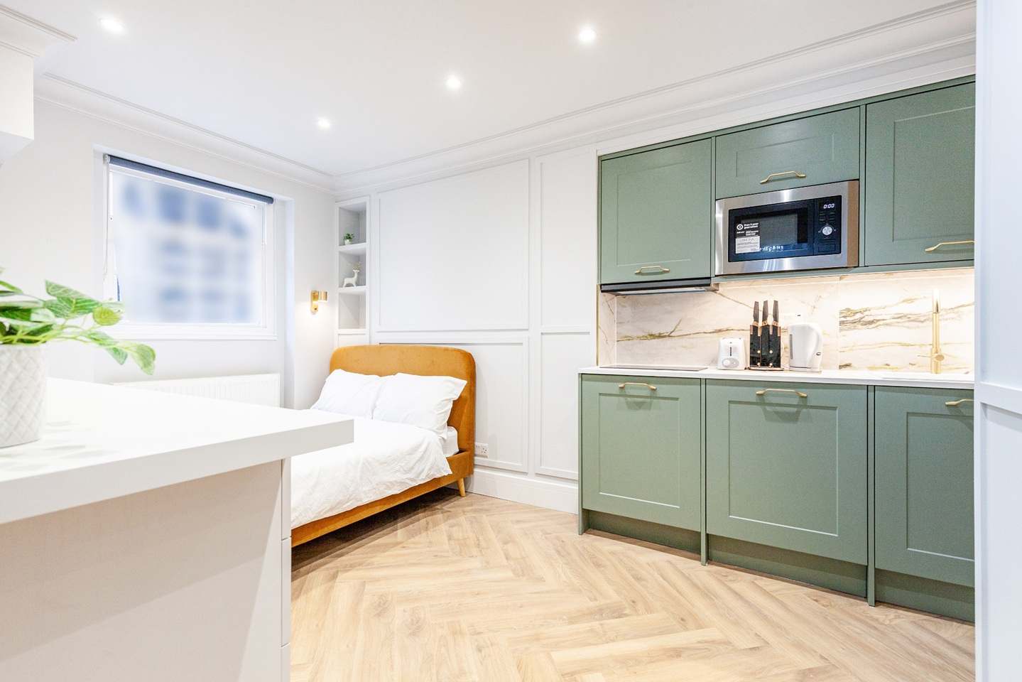 Studio Flat, Sale Place, W2