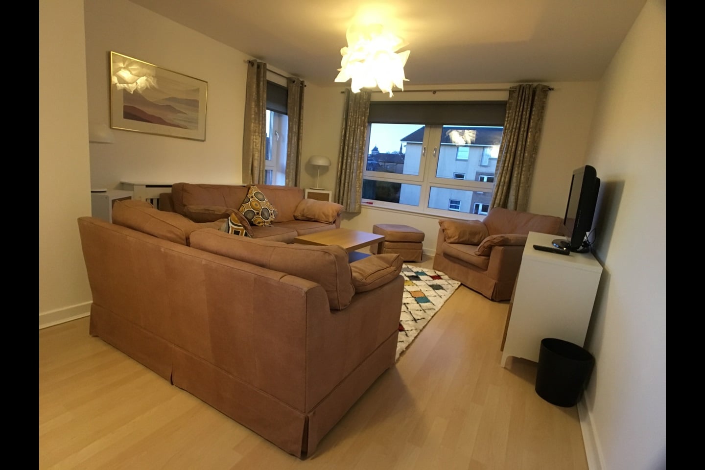 Room in a Shared Flat, Whitehill Place, G31