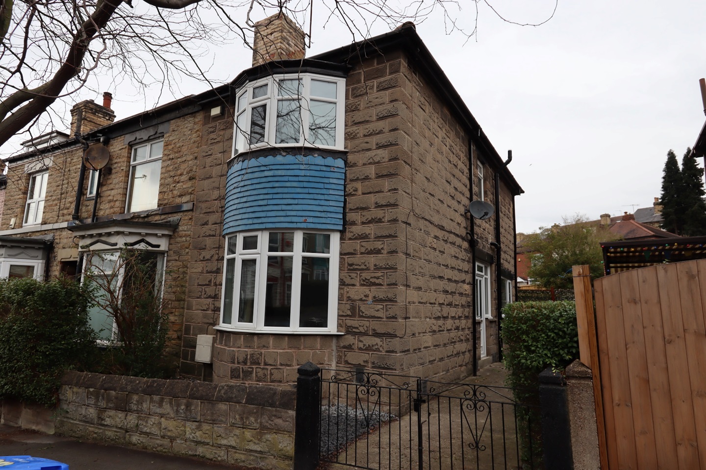 3 Bed Semi-Detached House, Tylney Road, S2