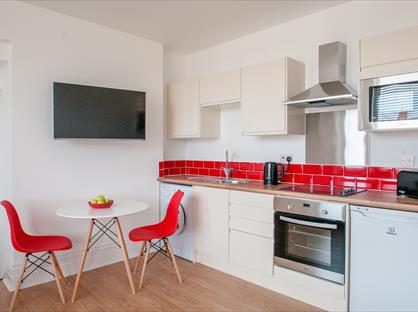 1 Bed Flat, Heathfield Avenue, CW1