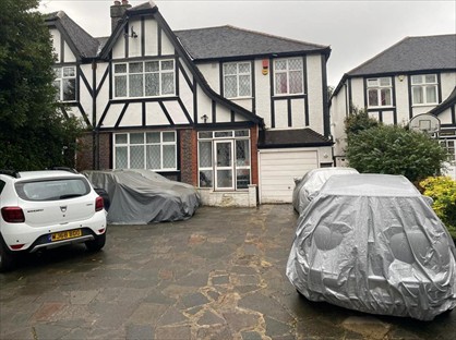 5 Bed Semi-Detached House, Belmont Rise, SM2