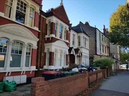 3 Bed Flat, Cavendish Road, SW12