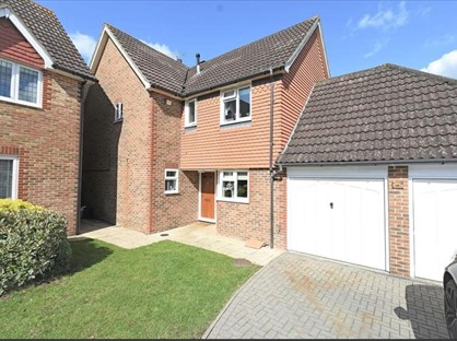 3 Bed Detached House, Winnipeg Drive, BR6