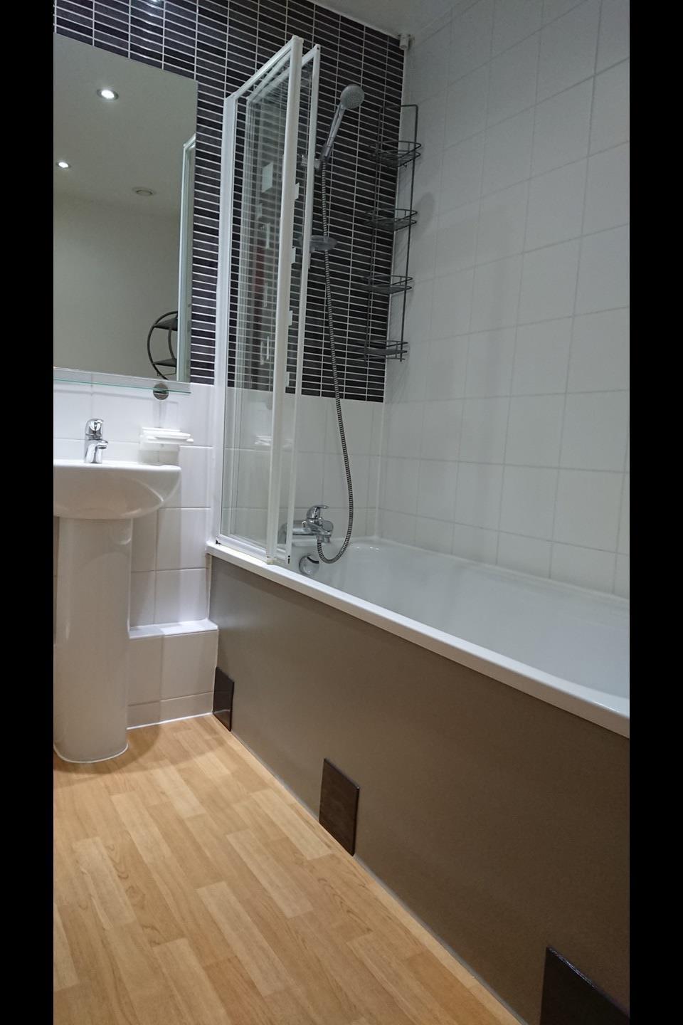 Nottingham 2 Bed Flat, The Litmus Building, NG1 To Rent Now for £