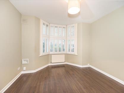 1 Bed Flat, Quicks Road, SW19
