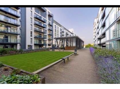 Studio Flat, Station Road, UB3