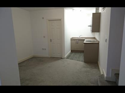 Studio Flat, High Street, NG21