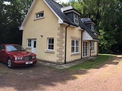 2 Bed Detached House, Mary Young Drive, PH10