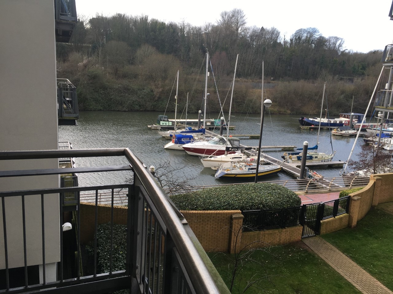 2 Bed Flat, Watkiss Way, CF11, N1 7GU