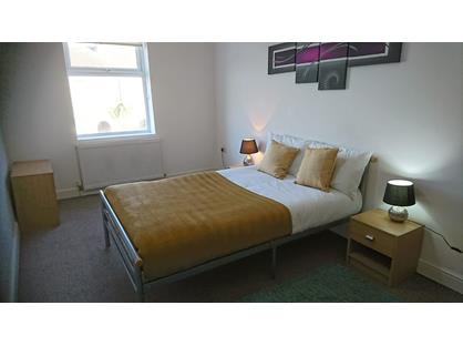 Room in a Shared Flat, The Queens, DN22
