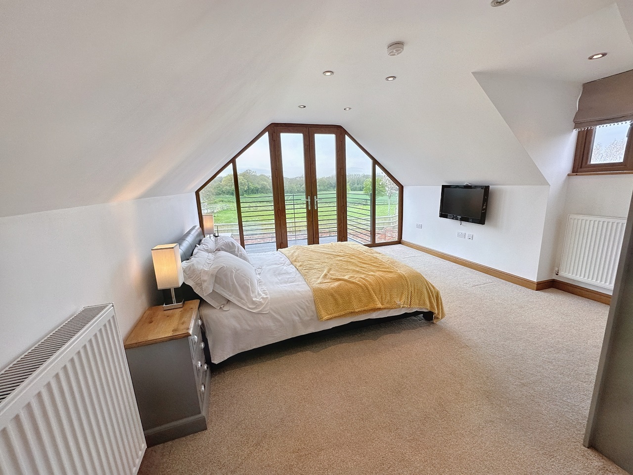 Meopham 2 Bed SemiDetached House, Longfield Road, DA13 To Rent Now