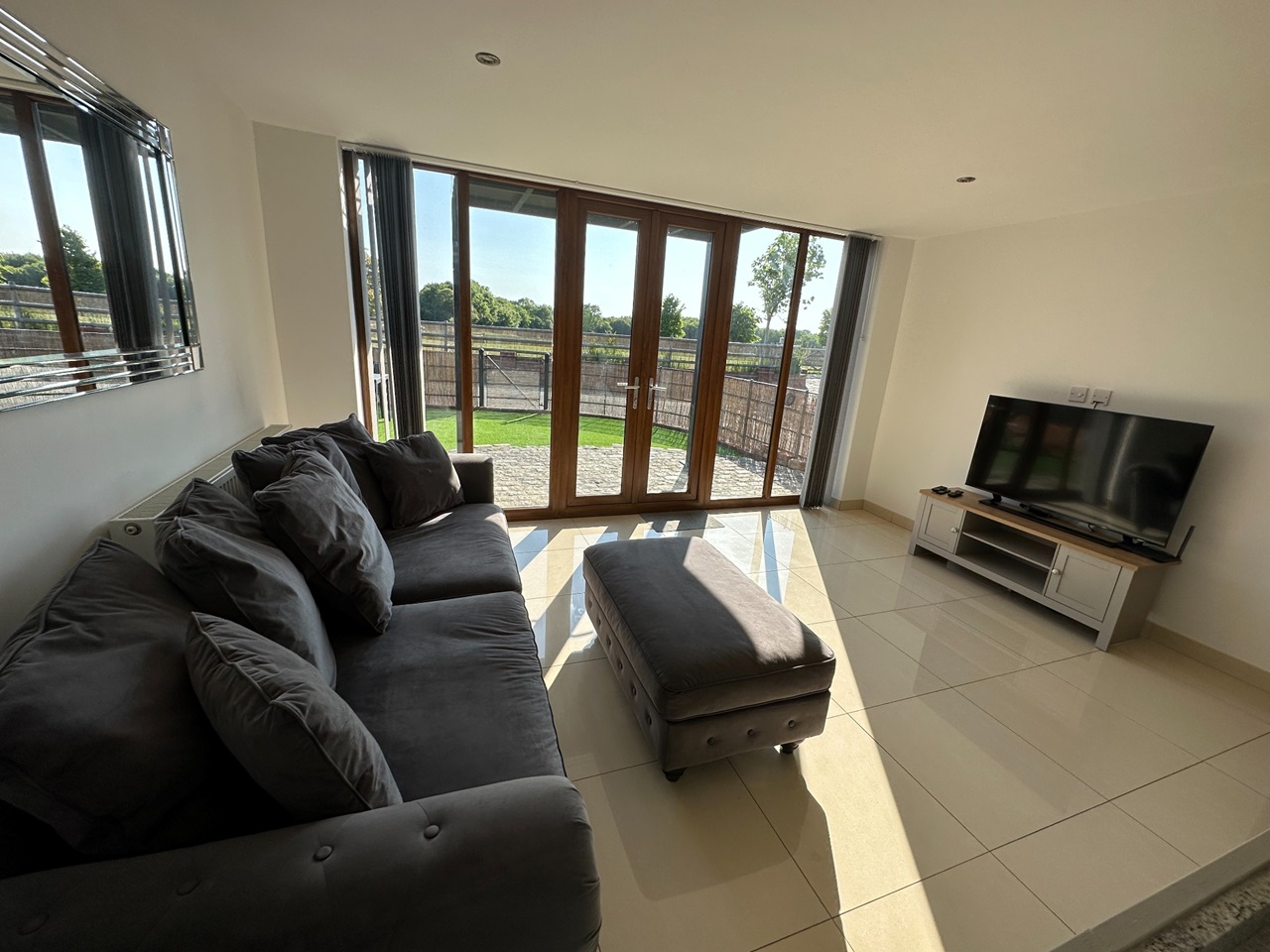 Meopham 2 Bed SemiDetached House, Longfield Road, DA13 To Rent Now