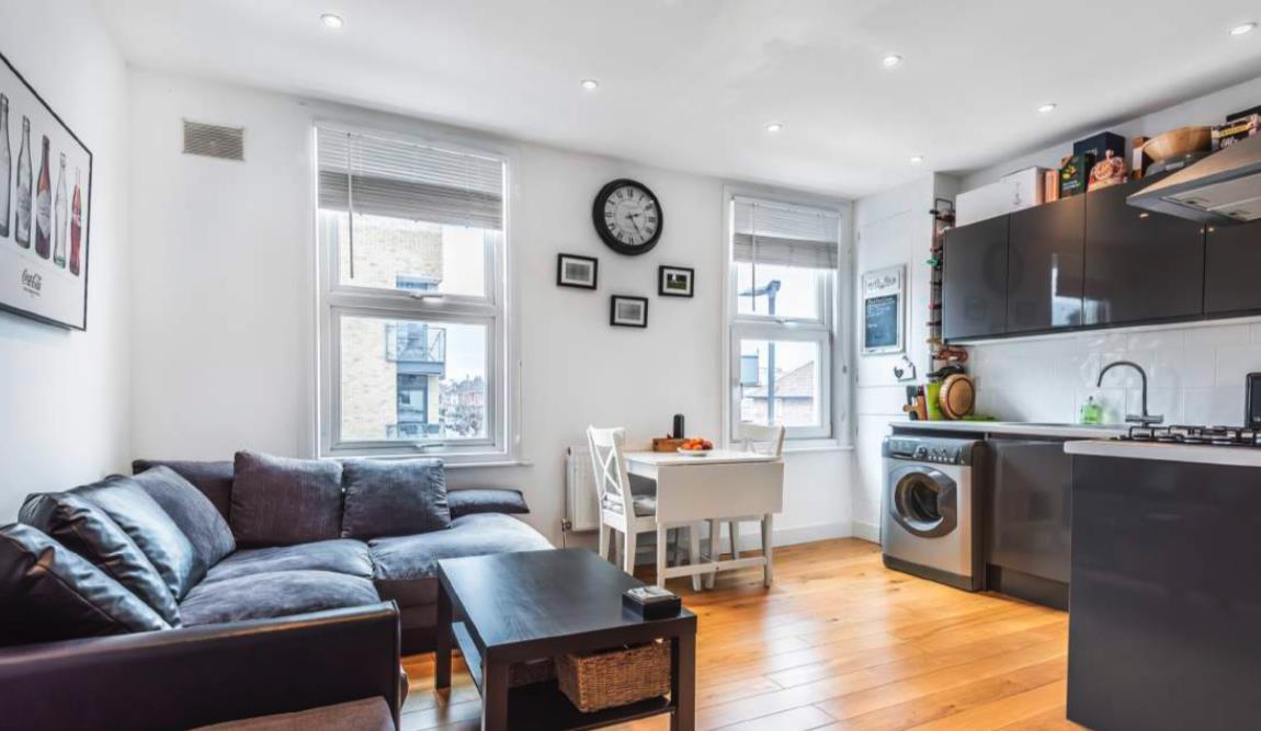 London 2 Bed Flat, Haydons Road, SW19 To Rent Now for £1,900.00 p/m