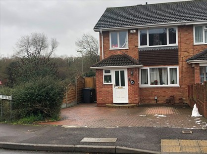 3 Bed Semi-Detached House, Britten Road, RG22