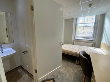 Room in a Shared House, Warwickshire House, WC1E
