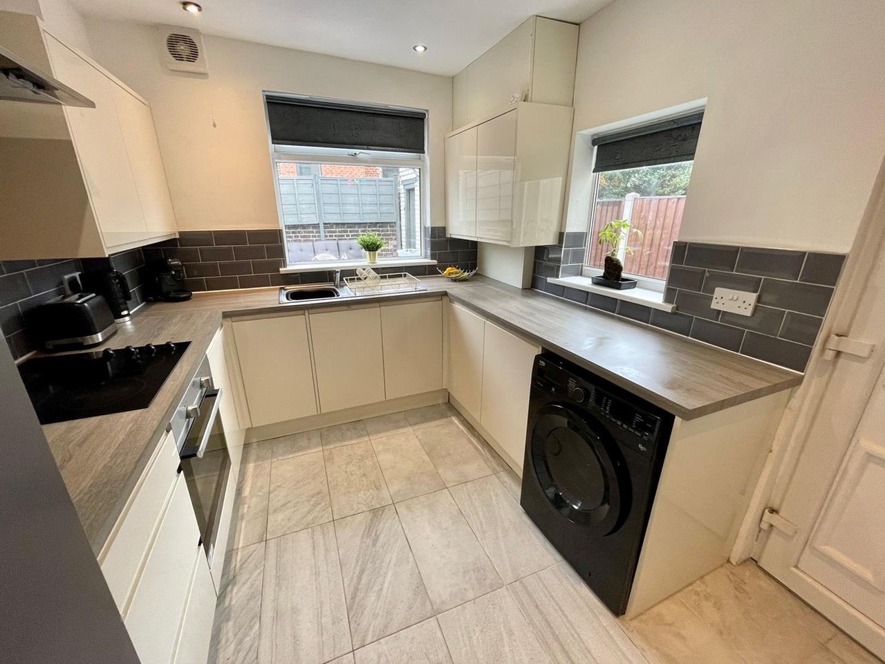5 Bed Terraced House, Kearsley Road, S2, N1 7GU