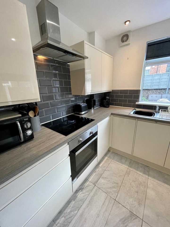 Additional image 3 of 5 Bed Terraced House, Kearsley Road, S2, N1 7GU