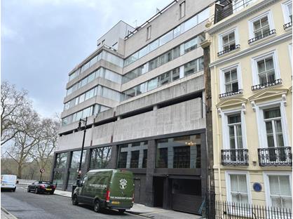 1 Bed Flat, Clarges Street, W1J