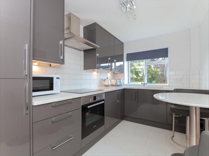 1 Bed Flat, Suffolk Close, SL1