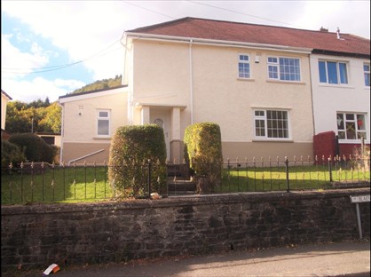 3 Bed Semi-Detached House, Blaenrhondda Road, CF42