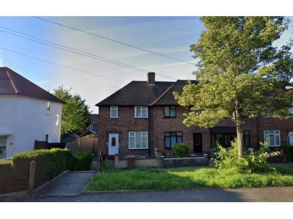 3 Bed Semi-Detached House, Wittenham Way, E4