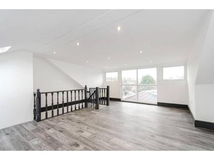 3 Bed Flat, Waddon Road, CR0