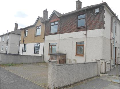 2 Bed Flat, Holm Road, KA18