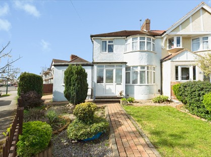 4 Bed Semi-Detached House, Marlow Drive, SM3