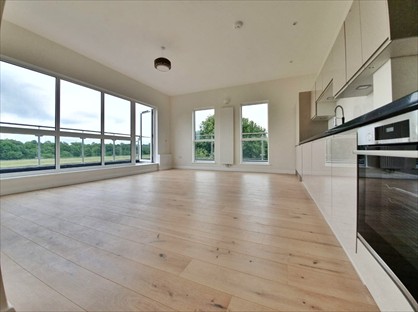 2 Bed Penthouse, Challenge Court, KT22