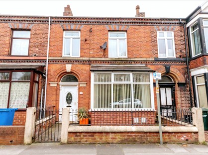 5 Bed Terraced House, Railway Street, PR7