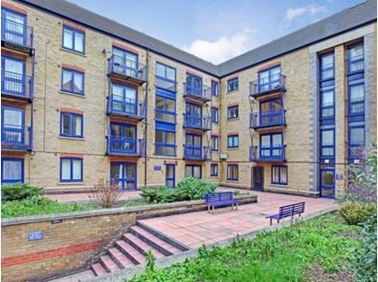 Room in a Shared House, Peninsula Court, E14