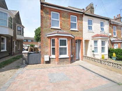 3 Bed End Terrace, Upper Dumpton Park Road, CT11