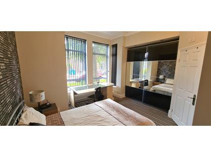 Room in a Shared House, Ella Street, HU5