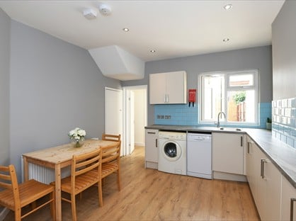 3 Bed Terraced House, Claypole Road, E15