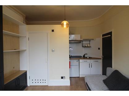 1 Bed Terraced House, Bowes Road, N11