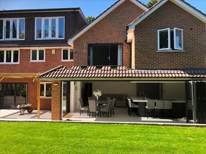 Studio Flat, Saxonbury Gardens, KT6