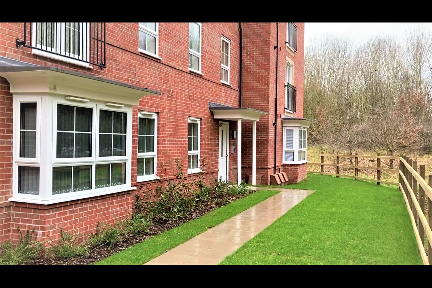 Additional image 5 of 2 Bed Flat, Prior Deram Park, CV4, N1 7GU