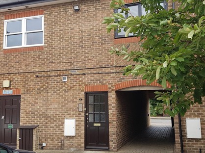 3 Bed Maisonette, Heritage Court, TW20