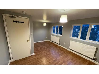 Studio Flat, Warlingham Road, CR7