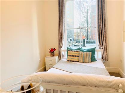 2 Bed Flat, Danbury Street, EC1V
