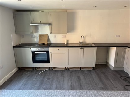 1 Bed Flat, Market Place, NR28