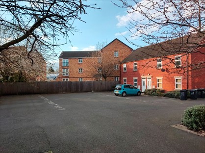 2 Bed Flat, Carlton Close, LE11