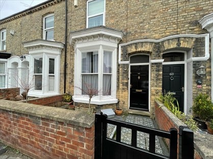 2 Bed Terraced House, Fountayne Street, YO31