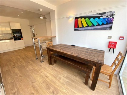 6 Bed Semi-Detached House, Brunswick Road, W5