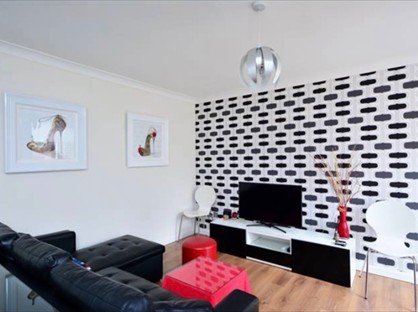1 Bed Flat, Meadowview, TW10