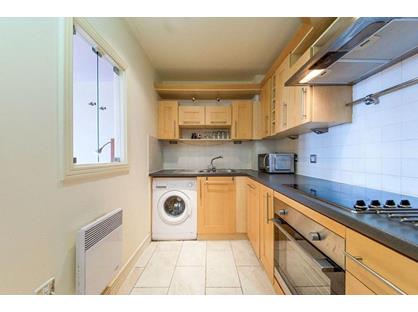 Room in a Shared Flat, Central House, E15