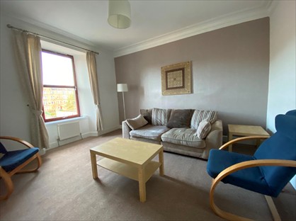 2 Bed Flat, Victoria Street, DD4