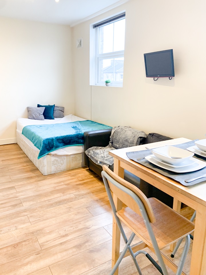 London Studio Flat, Tufnell Park Road, N7 To Rent Now for £975.00 p/m